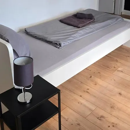 Work & House In Linz * لينتس آم راين