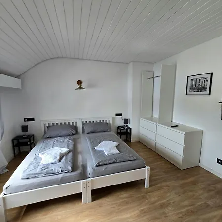 شقة Work & House In Linz لينتس آم راين