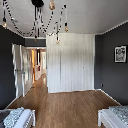 شقة Work & House In Linz لينتس آم راين