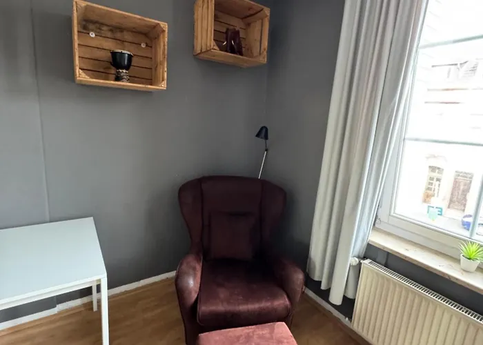 Work & House In Linz דירה